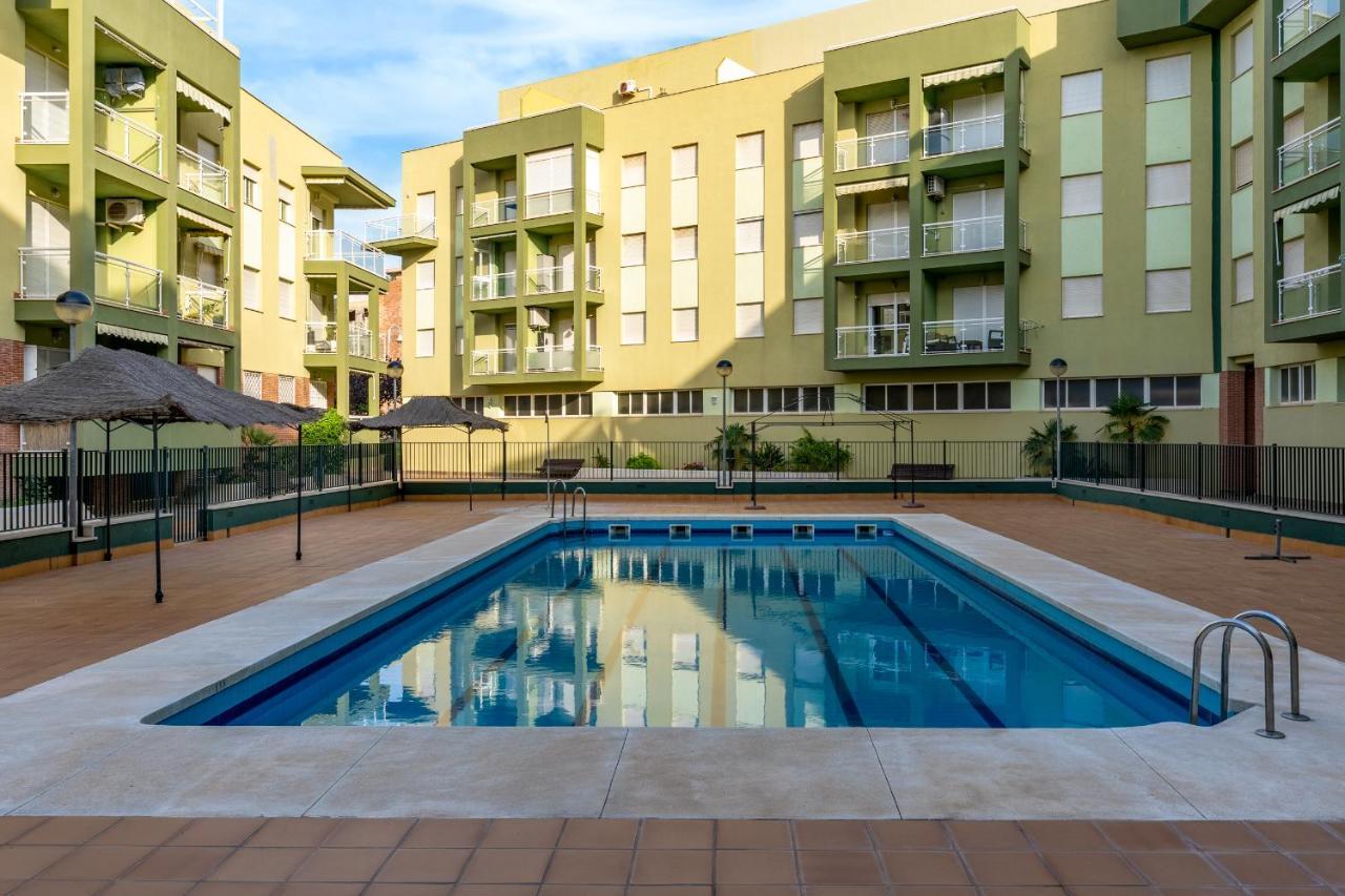 Bonito Apartamento En La Playa Con Piscina تورينيوفا المظهر الخارجي الصورة